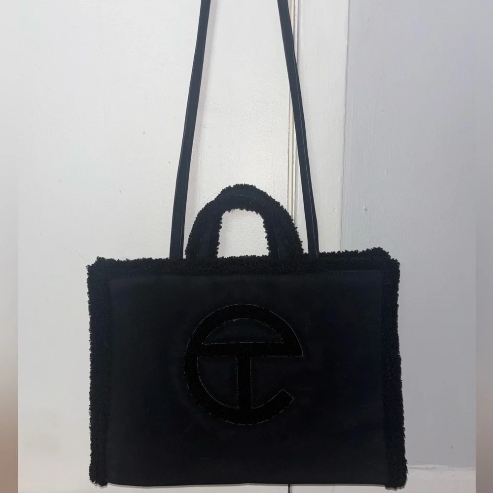Telfar x UGG Tote - Picture 1 of 6